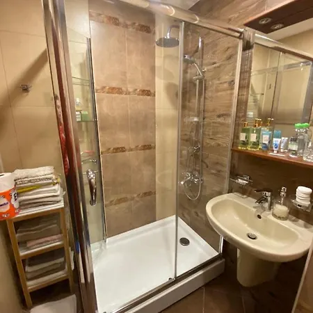 From Апартамент *